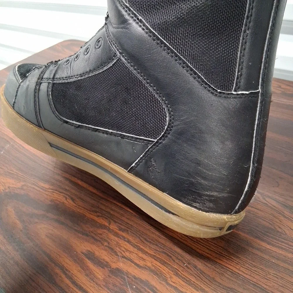 ThirtyTwo 86ft Snowboard Boots Black Fast Track Men's Size 10.5
